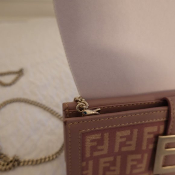 (EUC) Fendi Flap Long Wallet/or Crossbody/WOC (Lilac) - Picture 10 of 16